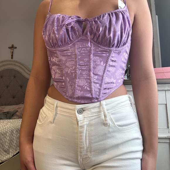New corset top from Urban Outfitters - Picture 3 of 5